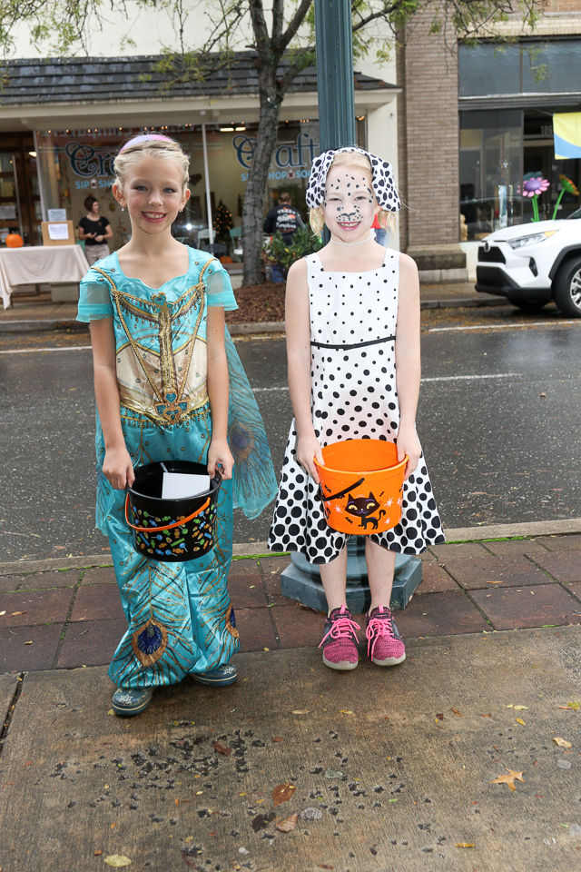 Halloween Trick or Treat Downtown Morganton 2019-9533.JPG